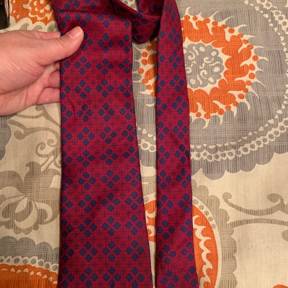 Burberry’s of London men’s tie - Picture 4 of 4